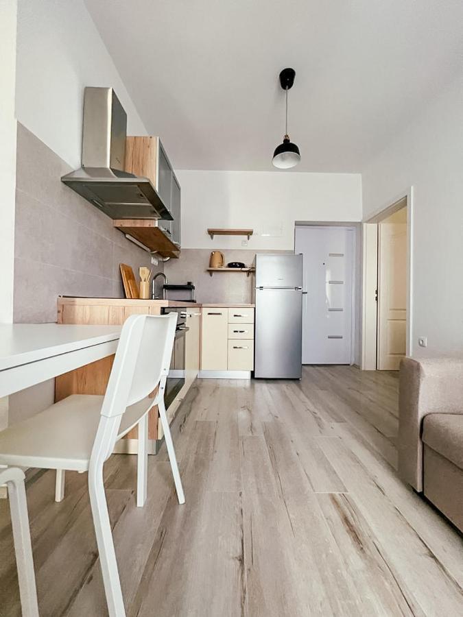 Apartments Happy Sukošan Buitenkant foto